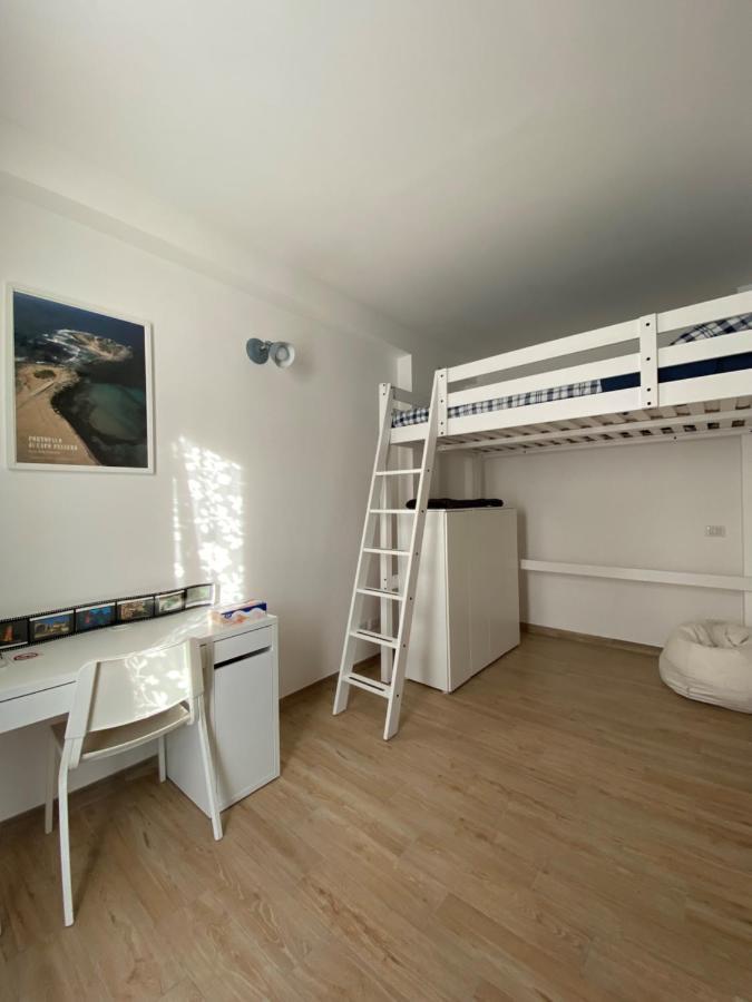 Casuzza A 200M Dalla Spiaggia Pozzallo Extérieur photo
